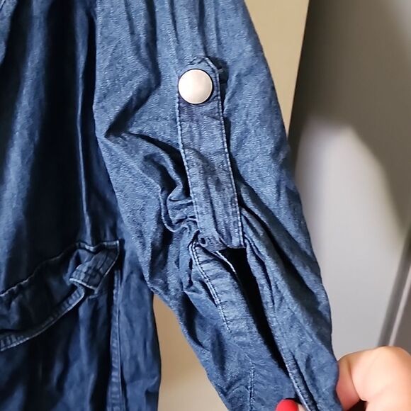 Super cute lightweight jean jacket size 0 - Picture 4 of 6